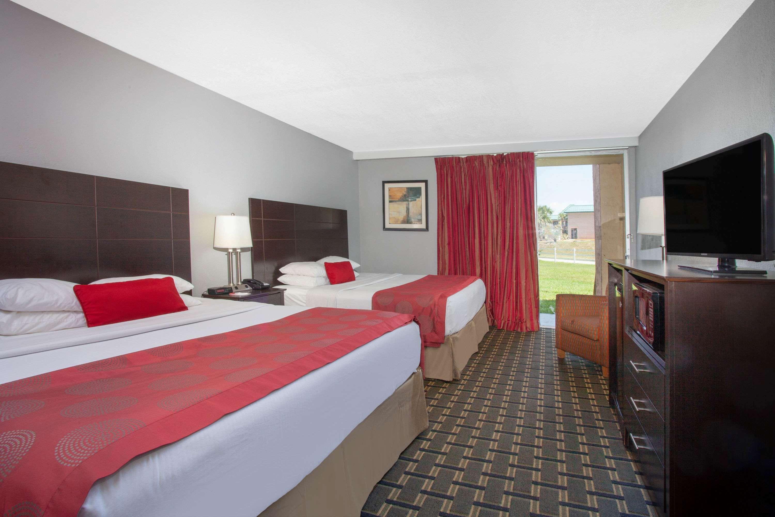 Ramada By Wyndham Davenport Orlando South Hotell Exteriör bild