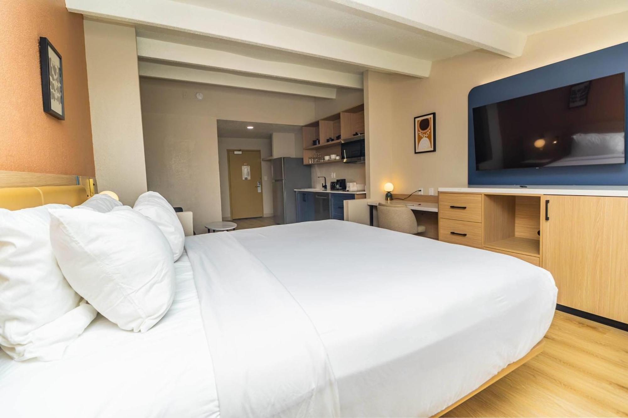 Ramada By Wyndham Davenport Orlando South Hotell Exteriör bild